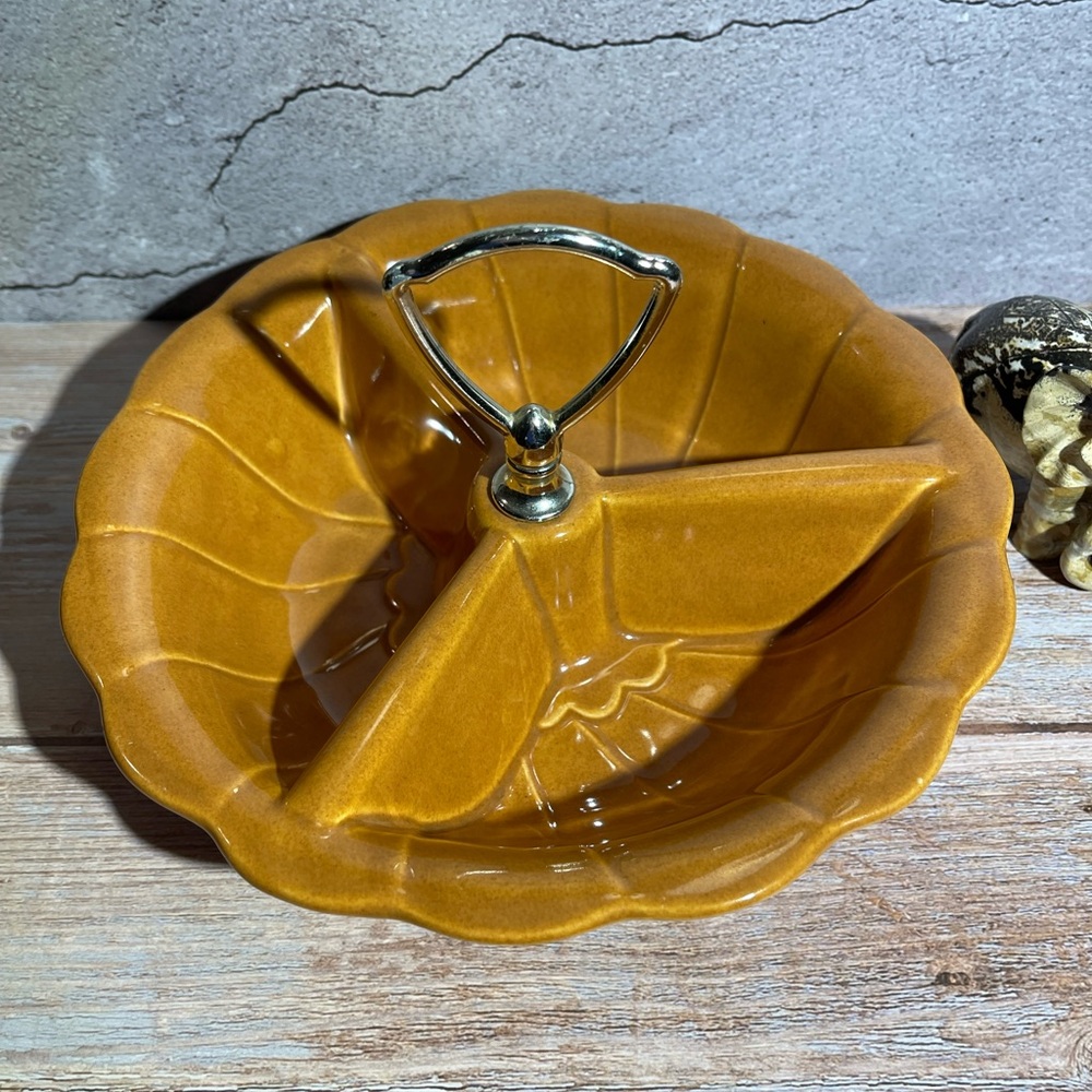 California Pottery MCM 60's 3 Compartment Serving Dish #370 Made in USA